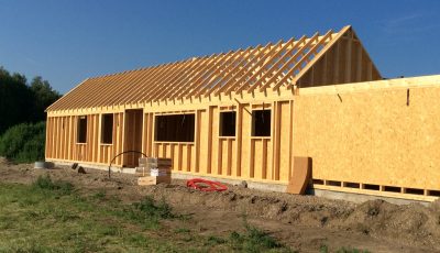 vue façade sud d'une construction à ossature bois à Seltz, Bas-Rhin, Alsace