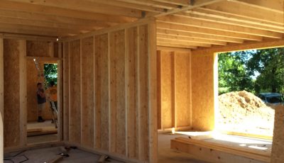 Intérieur d'un chantier d'une maison à ossature bois, Betschdorf, bas-rhin, alsace